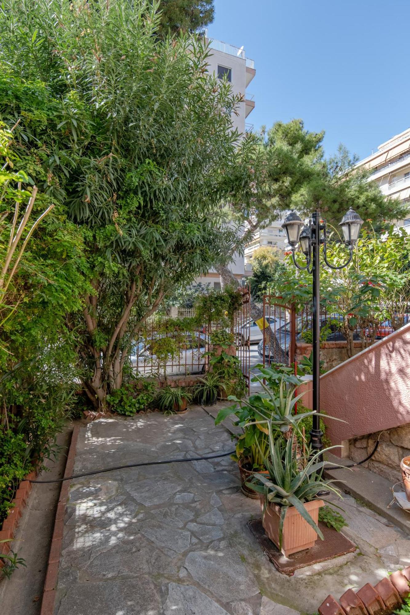 Garden Studio Paleo Faliro Atenas Exterior foto