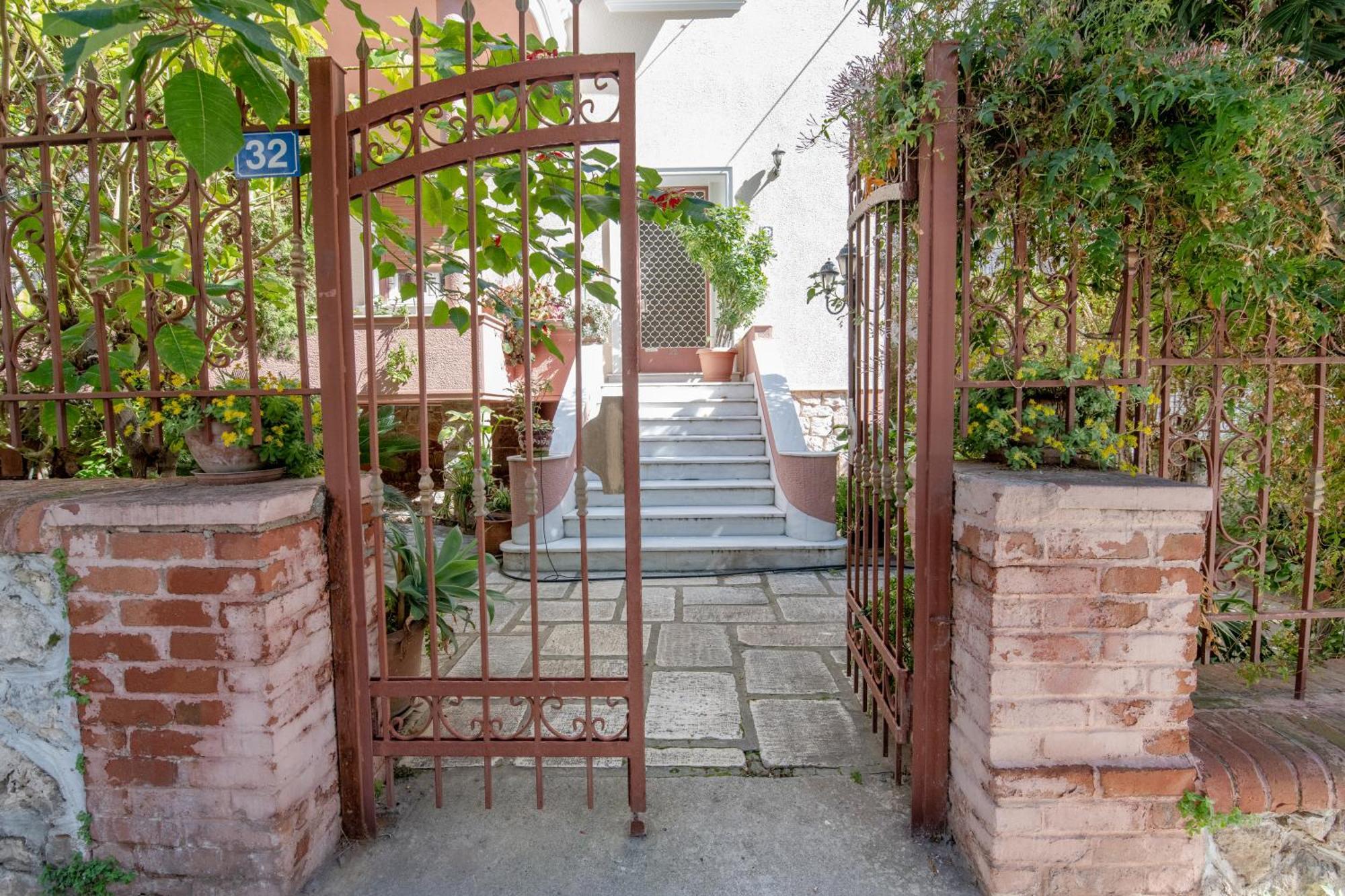 Garden Studio Paleo Faliro Atenas Exterior foto